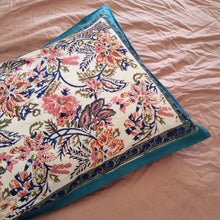 Load image into Gallery viewer, Pillow slip pair "Analyse" white