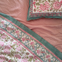 Load image into Gallery viewer, Pillow slip pair "Daphne" white