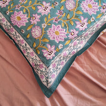 Load image into Gallery viewer, Pillow slip pair "stacey" green