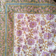 Load image into Gallery viewer, Stacey white/purple