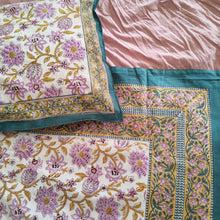 Load image into Gallery viewer, Stacey white/purple