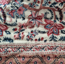 Load image into Gallery viewer, Alice double sided quilt