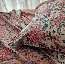 Load image into Gallery viewer, Pillow slip pair "Alice" in natural