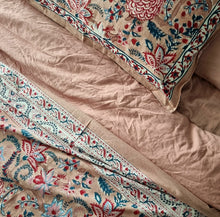 Load image into Gallery viewer, Pillow slip pair "Alice" in natural