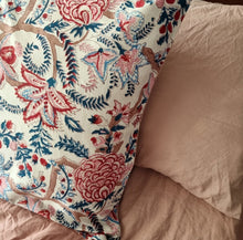 Load image into Gallery viewer, Pillow slip pair "Alice" in natural