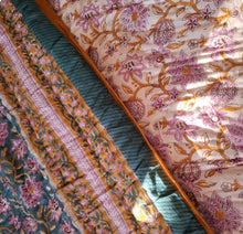 Load image into Gallery viewer, Stacey double sided quilt "super king"