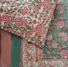 Load image into Gallery viewer, Pillow slip pair "Daphne"