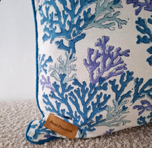 Load image into Gallery viewer, Cushion cover~Coral~ red or blue