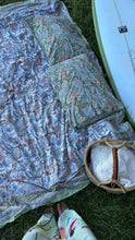 Load image into Gallery viewer, Pillow slip pair "Olive" white