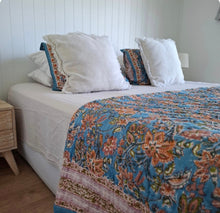 Load image into Gallery viewer, Tracy "double sided quilt"