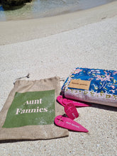 Load image into Gallery viewer, Tapestry peg set pink