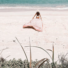 Load image into Gallery viewer, Dolly