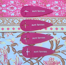 Load image into Gallery viewer, Tapestry peg set pink