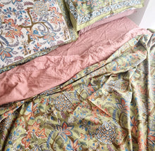 Load image into Gallery viewer, Pillow slip pair "Olive"