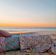 Load image into Gallery viewer, Olive &quot;the blanket&quot;
