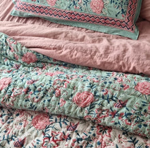 Load image into Gallery viewer, Havana double sided quilt
