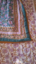 Load and play video in Gallery viewer, Stacey double sided quilt &quot;super king&quot; (pre order)
