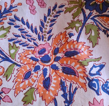 Load image into Gallery viewer, Uma white
