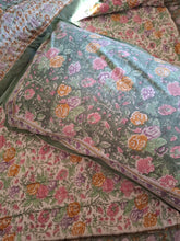 Load image into Gallery viewer, Pillow slip pair &quot;Vera&quot; olive
