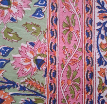 Load image into Gallery viewer, Uma
