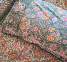 Load image into Gallery viewer, Pillow slip pair &quot;Vera&quot; olive
