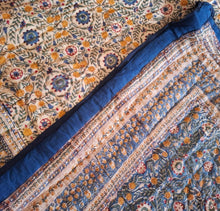 Load image into Gallery viewer, Wilma &quot;the quilt&quot;
