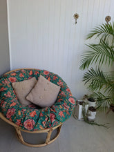 Load image into Gallery viewer, Lauren "emerald"
