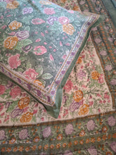 Load image into Gallery viewer, Pillow slip pair &quot;Vera&quot; olive
